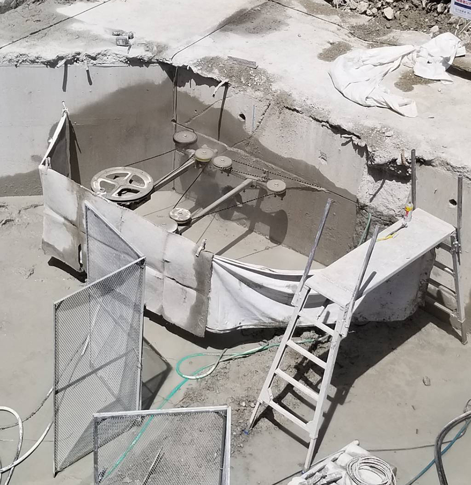 ダイヤモンドワイヤーソー工事